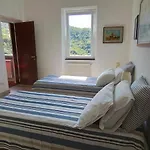 Anita 3*