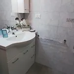 Anita 3*